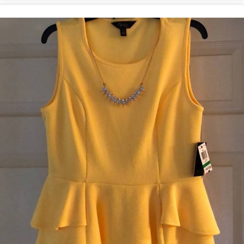 Selling thalia sodi top